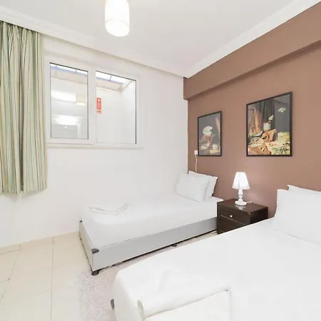 Spacious Flat With Backyard In Muratpasa Apartment Antalya